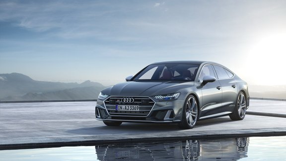 'Audi S6' un 'S7'