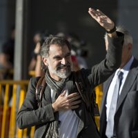 Spānijas tiesa apcietinājusi Katalonijas neatkarību atbalstošo organizāciju līderus