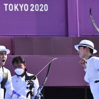 Dienvidkoreja izcīna pirmo olimpisko zeltu loka šaušanas jaukto komandu sacensībās