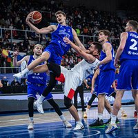 Igaunijas basketbolisti zaudē Krievijai un par finālturnīru cīnīsies pēdējā spēlē