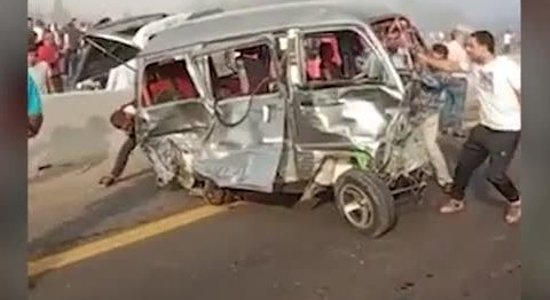Daudzu transportīdzekļu avārijā Ēģiptē vismaz 32 bojāgājušie