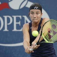 Sevastova sasniedz 'US Open' trešo kārtu; Gulbis dzimšanas dienā zaudē