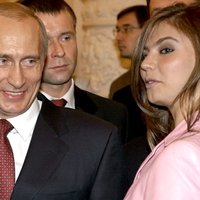 Lai nesadusmotu Putinu, ASV nepiemēro sankcijas viņa dzīvesbiedrei, vēsta laikraksts