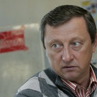 Журавлев: депутат Захаров не мог выстрелить в себя сам