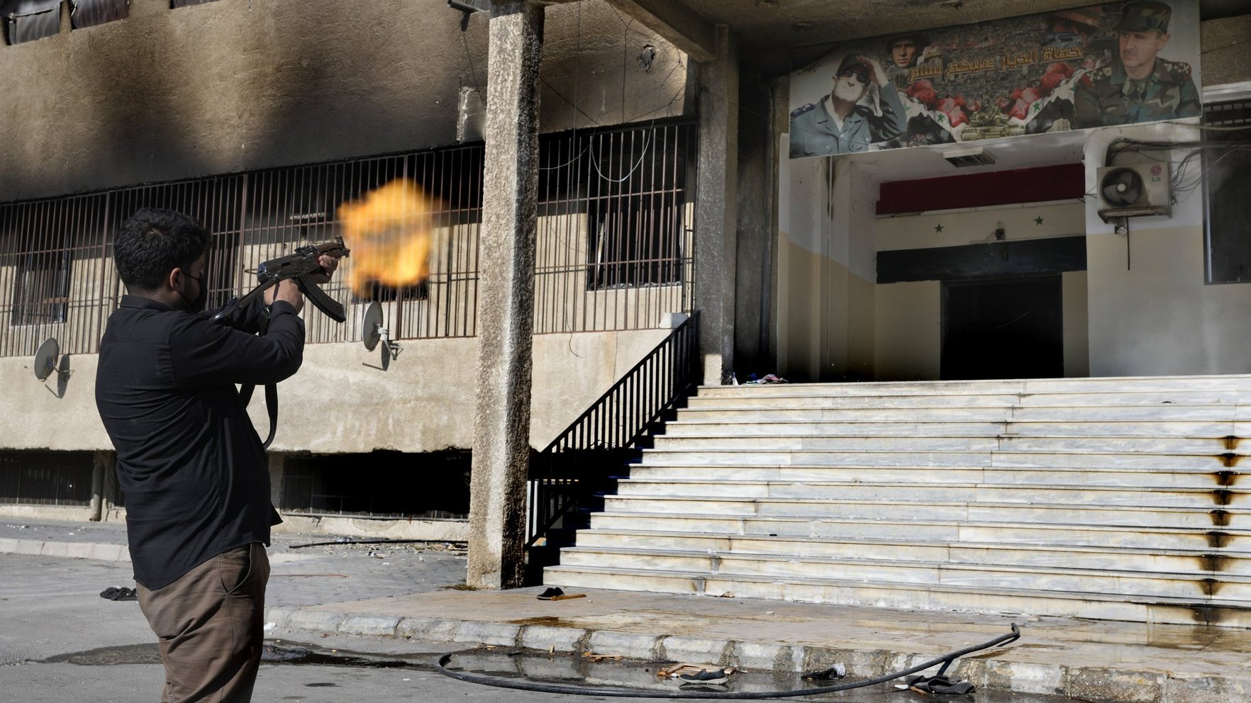 Sīrijas pilsoni Vācijā tiesā par 70 cilvēku noslepkavošanu