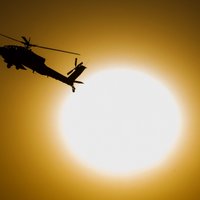 Foto: Izraēlas gaisa spēki sarīko iespaidīgu aviācijas šovu