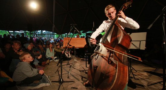 Skaties plašāk! 12 interesanti šīs vasaras festivāli jaunu iespaidu meklētājiem