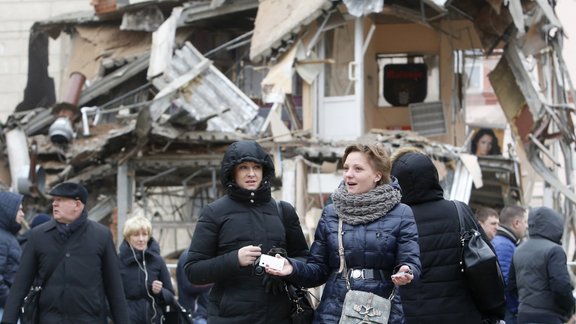 Demolish illegal street kiosks in Moscow