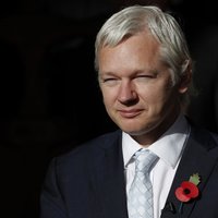 'WikiLeaks': Ekvadora pārtraukusi tās vēstniecībā dzīvojošā Asanža interneta savienojumu