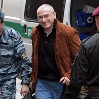 Jaunu apsūdzību dēļ Hodorkovskim var draudēt cietums vēl uz septiņiem gadiem