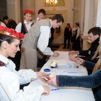 Spriedze, statuss un Satversmes kodols – aprit trīs gadi kopš referenduma par krievu valodu kā otro valsts valodu Latvijā