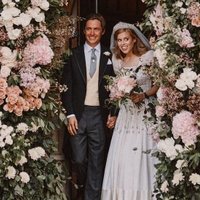 ФОТО. Свадьба принцессы Беатрис: есть королева, но нет принца Эндрю