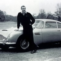 Cik maksā Džeimsa Bonda auto? 10 visu laiku dārgākie kino artefakti