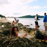 Jaunzēlandes burvība: neticamas pludmales, iespaidīgi kalni un mirdzošas alas