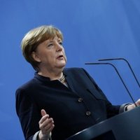 Merkele: viltus ziņa par vācu karavīru nodarījumu Lietuvā liek būt modriem