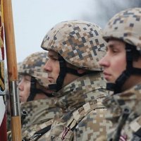 Latvijas karavīri Centrālāfrikas Republikā iekļuvuši apšaudē; cietušo nav