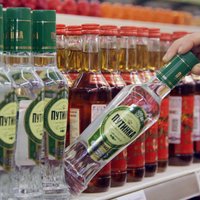 Производство водки в России упало, а пьют как всегда