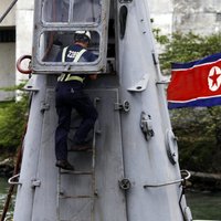 Ķīna dusmojas uz mazo kaimiņu: Ziemeļkorejas kuģus nelaidīs uz dzimteni