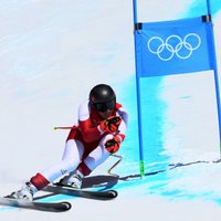 Austriešu kalnu slēpotājs Maijers kļūst par divkārtējo olimpisko čempionu supergigantā