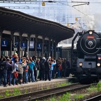 Foto: Vēsturiskais tvaika vilciens Čehijā - atkal ierindā