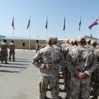 Pagarina Latvijas karavīru dalību NATO operācijā Afganistānā