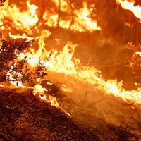 Pirmdien matrača ugunsgrēkā Rīgā cietis cilvēks