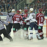 Rīgas 'Dinamo' ar pelēcīgu sniegumu uzdāvina 'Sočiem' vēsturisku uzvaru