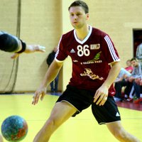 Latvijas handbolisti uzveic Urugvaju un nodrošina uzvaru IHF attīstības turnīra apakšgrupā