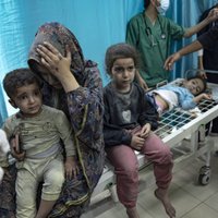 Izraēlas spēki atkārtoti veikuši reidu Gazas lielākajā slimnīcā