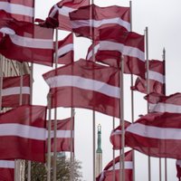 Latvijas Neatkarības atjaunošanas dienu par īpaši atzīmējamu atzīst 80,5% cilvēku, secināts aptaujā