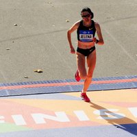 Jeļena Prokopčuka šāgada Ņujorkas maratonā paliek soli aiz goda pjedestāla