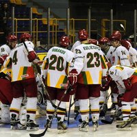 Lietuvas un Igaunijas hokejisti turpina bez uzvarām cīnīties PČ pirmajā divīzijā