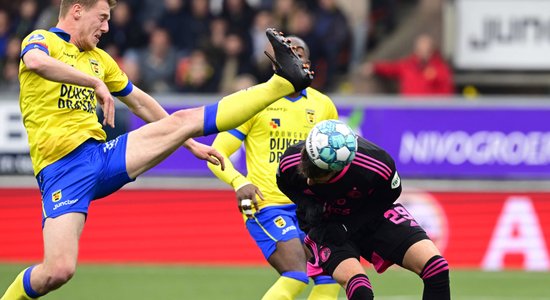 Uldriķa pārstāvēto 'Cambuur' kārtējais zaudējums tuvina izkrišanai no Nīderlandes augstākās līgas