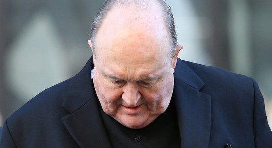 Pedofilijas noklusēšanā apsūdzētais Austrālijas arhibīskaps tomēr neizcietīs cietumsodu