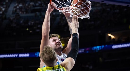 'Eurobasket 2022': Lietuva spraigā cīņā nespēj apturēt Dončiču un Slovēniju