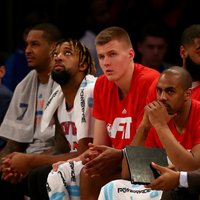 'Knicks' bez savainotā Porziņģa piekāpjas 'Pacers'