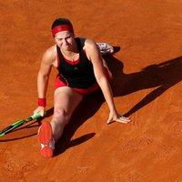 Остапенко не доиграла матч на турнире в Риме, Севастова отдала победу Бенчич