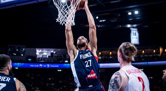 Francijas basketbolisti sagatavošanos Pasaules kausam turpina ar vēl vienu uzvaru