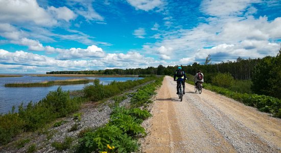 Маршрут выходного дня — на велосипеде вдоль озера Лубанс