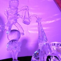 ФОТО: В Елгаве открылся 16-й международный фестиваль ледяных скульптур