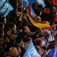 Spānijas parlamenta vēlēšanās visvairāk balsu konservatīvajiem