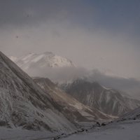 Gruzija ziemā: fantastiski kalni, apledojuši ceļi un 'dumpis uz kuģa'