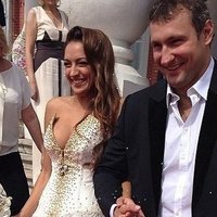 Гимнастка Канаева вышла замуж за скандального хоккеиста