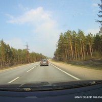 Video: Autoavārijā uz Ventspils šosejas viens cietušais