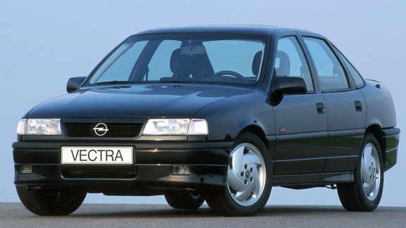 Opel Vectra (1988)