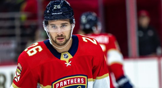 Balinskis un 'Panthers' izcīna uzvaru NHL spēlē
