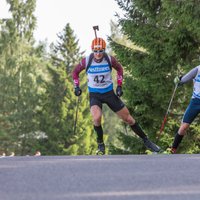 Расторгуев — в топ-20 в элитном забеге на лыжероллерах в Норвегии