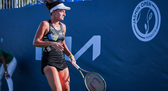 Semeņistajai necīnīsies par Varšavas WTA turnīra galveno trofeju