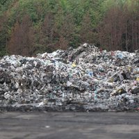 Zviedrijas ministre atvainojas par Latvijā nonākušajiem nelegālajiem atkritumiem