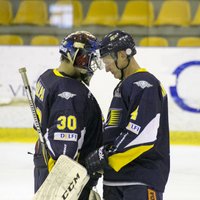'Kurbads' un 'Rīga'/'Prizma' pārliecinoši uzvar Latvijas hokeja virslīgas spēlēs